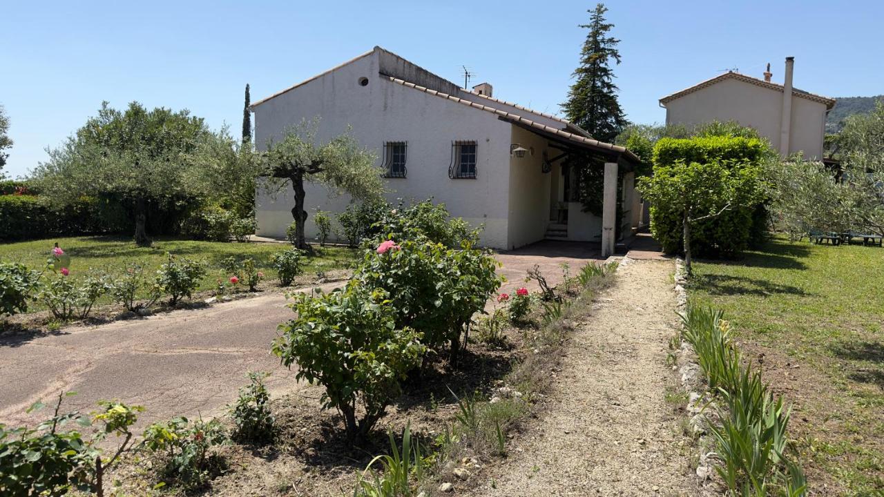 Villa Entiere Au Calme Dans Village Provencal Peymeinade Екстер'єр фото