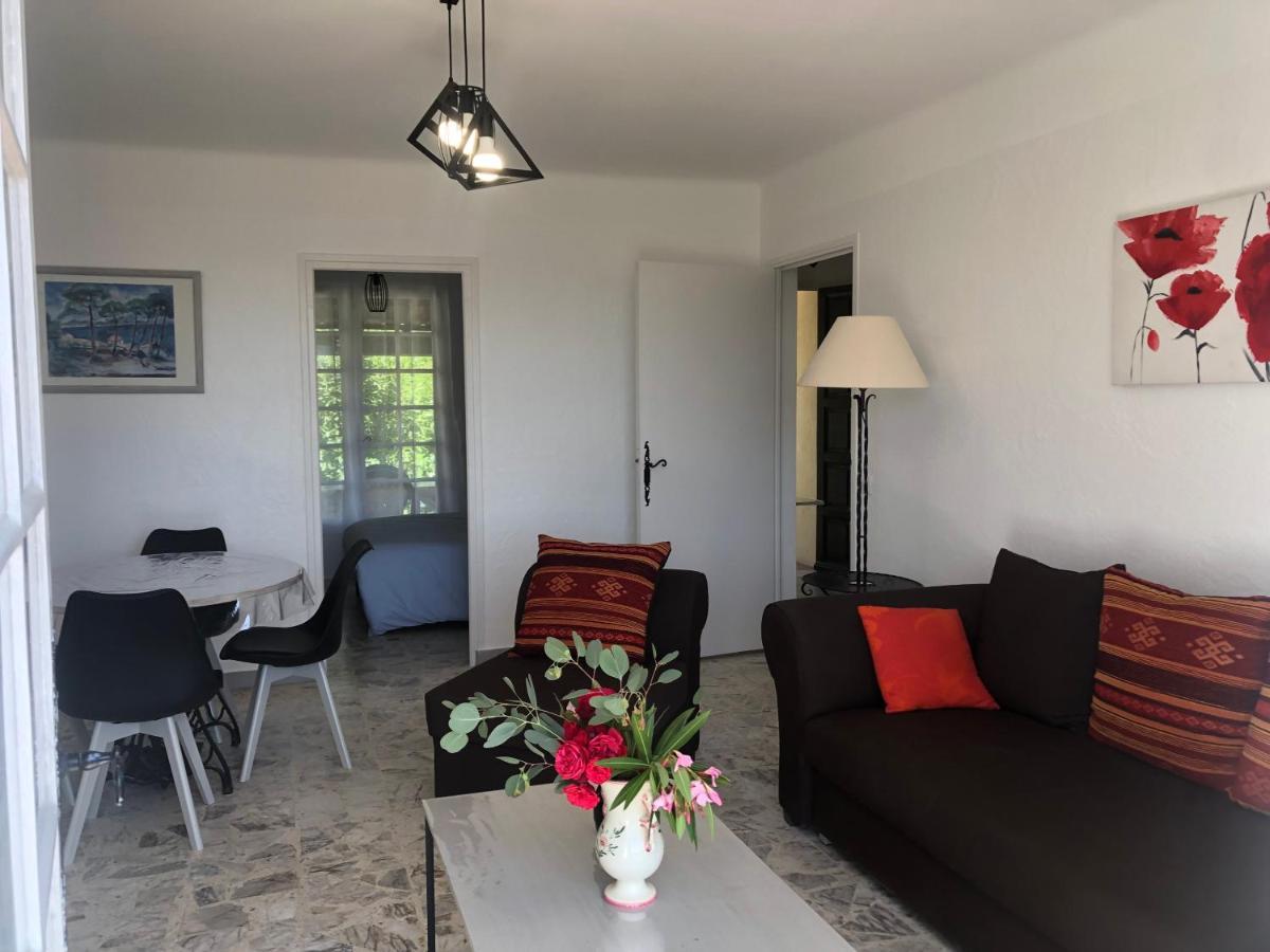 Villa Entiere Au Calme Dans Village Provencal Peymeinade Екстер'єр фото