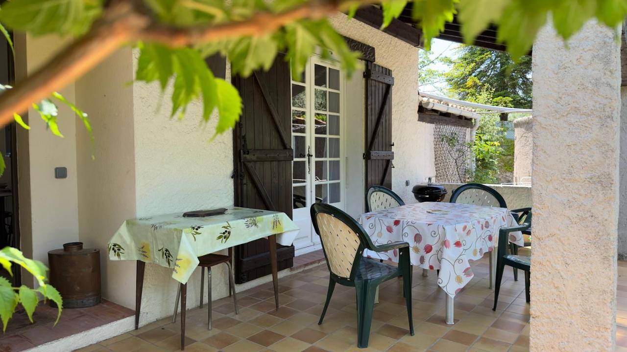 Villa Entiere Au Calme Dans Village Provencal Peymeinade Екстер'єр фото